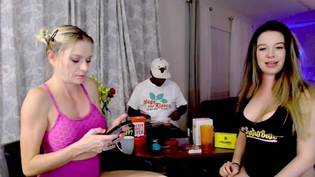 laceycoffeegirl  12-04-2022